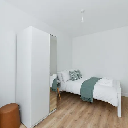 Claude House - Charming 4Bedroom Home Nottingham Exterior photo