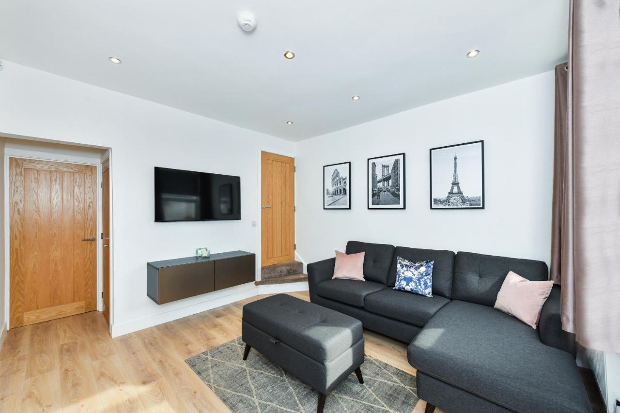 Claude House - Charming 4bedroom Nottingham