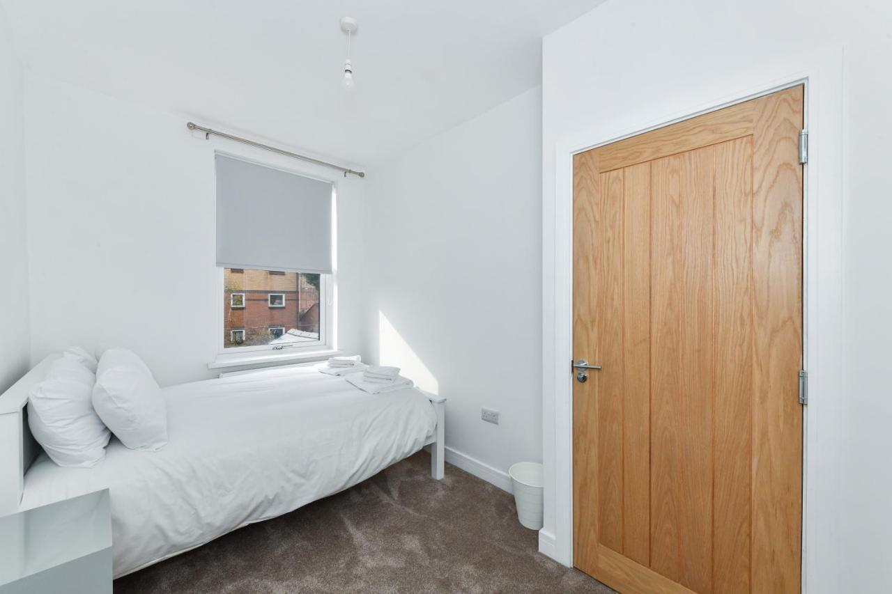Apartment Claude House - Charming 4bedroom